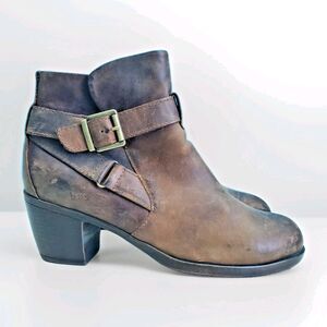 b.o.c. Born Shea Leather Ankle Boots Sz 9 M Brown Buckle Moto Boho Block Heel